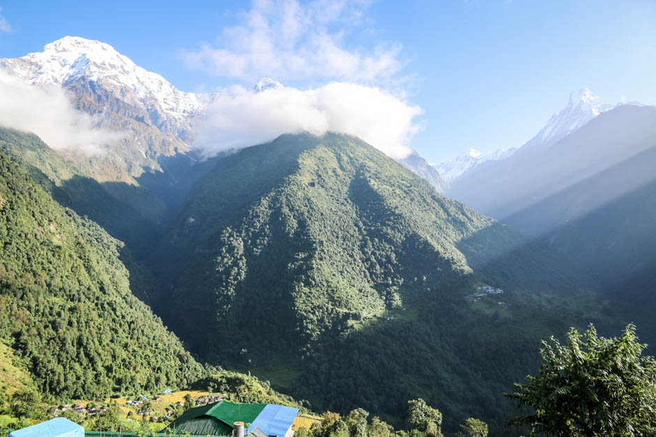 Nepal trekking do ABC wschód słońca w Chhomrong